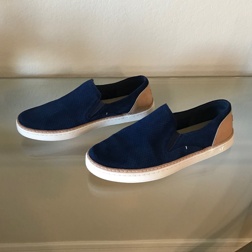 SOLD”LIKE NEW" UGG BLUE SUEDE ADLEY SLIP-ON